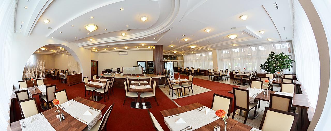 Alexandra Sport Hotel Púchov Exteriér fotografie