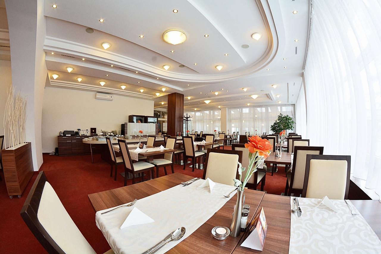 Alexandra Sport Hotel Púchov Exteriér fotografie